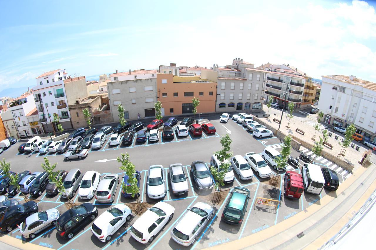 Hotel L'Escala Centre Exterior photo